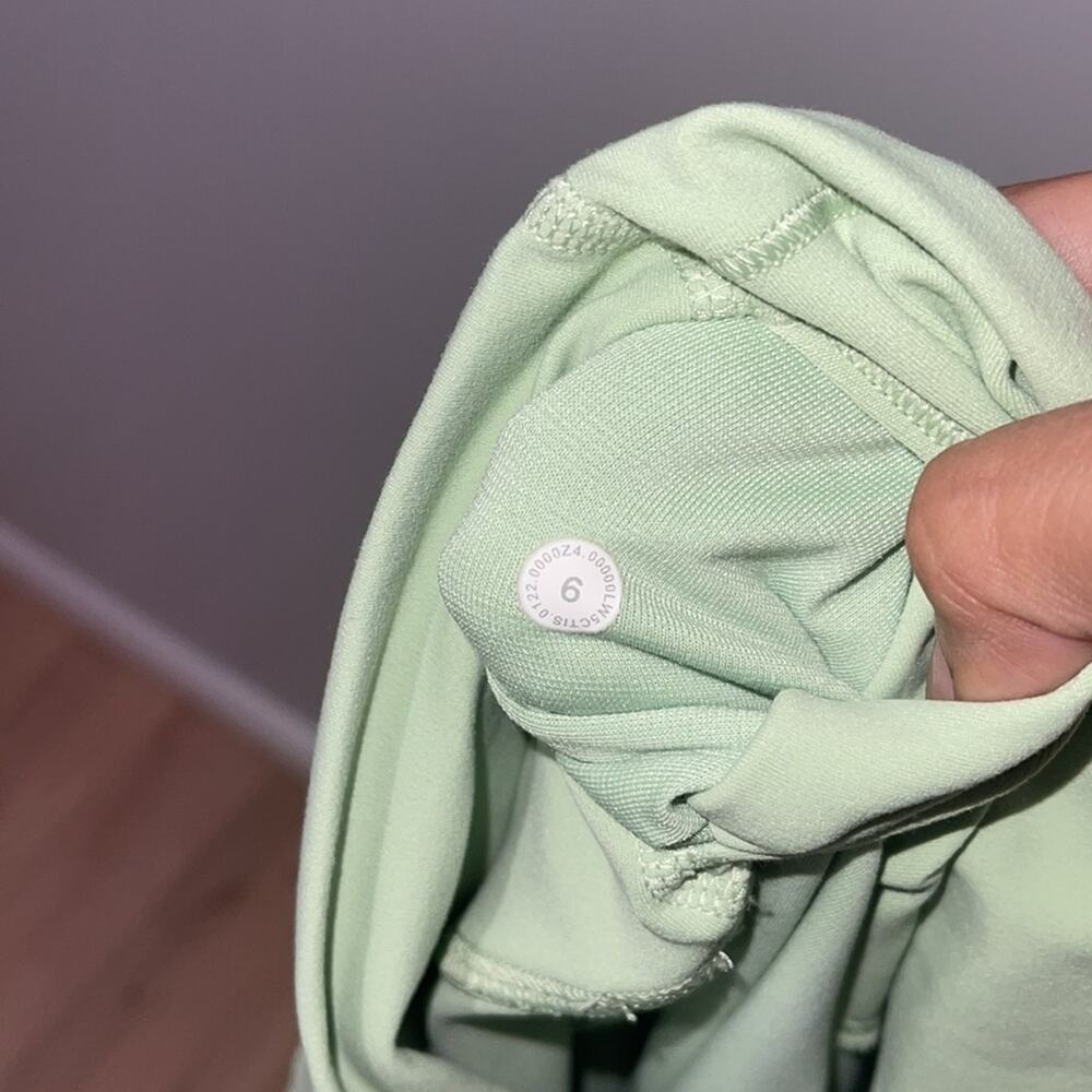 LuLuLemon Align High Rise Pant Size 6 Green - Picture 7 of 7